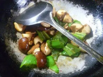 Make Pelican pepper mushrooms step 9