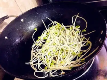 Make Spicy dry chicken step 12