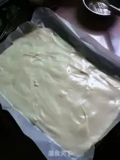 Make Football cake step 6