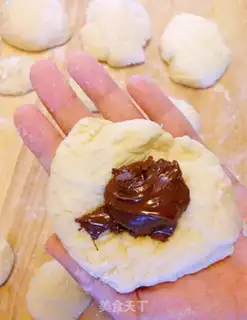 Make The Chinese chocolate dragon cat bread step 7