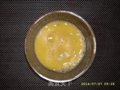 Make Plum-peased pie step 8
