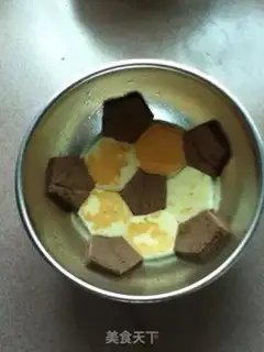 Make Football cake step 15