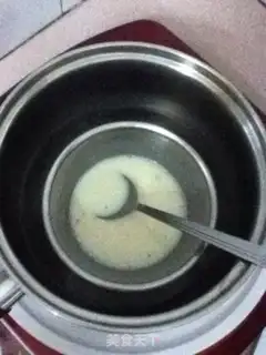 Make Football cake step 18