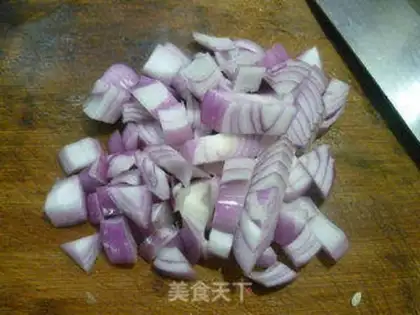 Make Onion fried dragonfish step 2