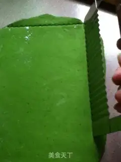 Make Spinach pumpkin butterflies step 4