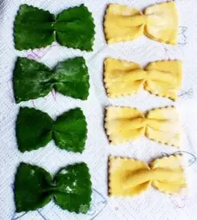 Make Spinach pumpkin butterflies step 9