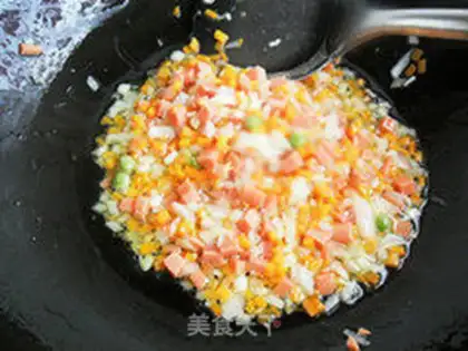 Make Egg fried rice step 3