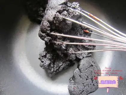 Make Chocolate marble toast step 5