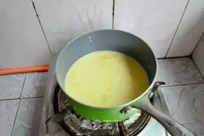 Make Mango yogurt ice step 1