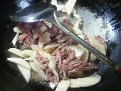 Make Sour sauce is white and fat step 6