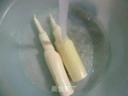 Make The mushrooms are white step 2