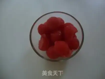Make Little fresh watermelon juice step 0