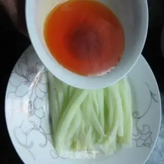 Make Paprika and pickles step 6