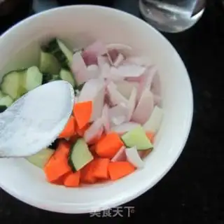 Make Onion cucumbers step 2
