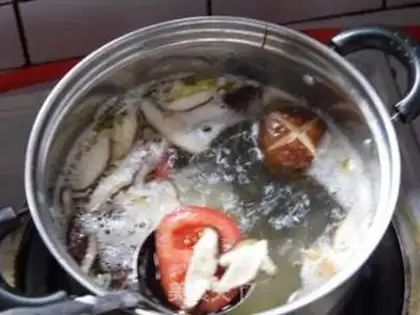 Make Hong Kong noodles step 5