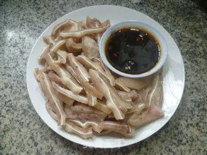 Make White pig ears step 13
