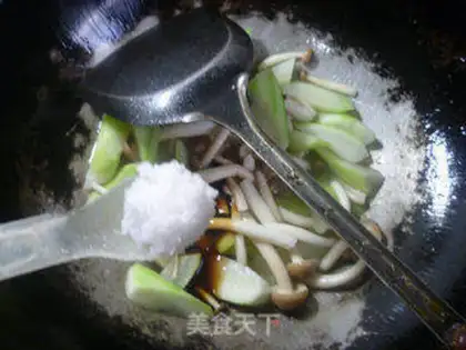 Make Crab-flavored mushrooms step 8