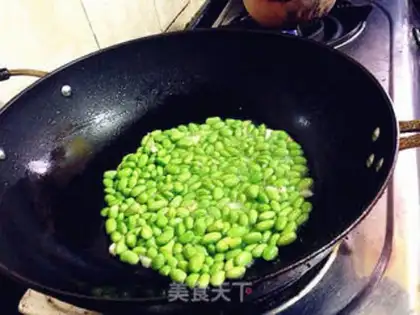 Make Bean-cracker and fried meat step 6