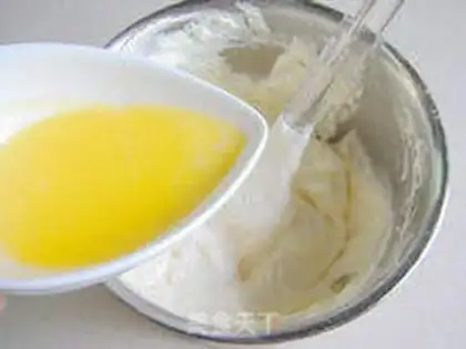 Make Butter cupcakes step 8
