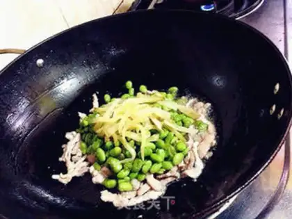 Make Bean-cracker and fried meat step 10