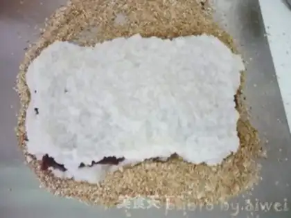 Make Rose sesame ice cream step 6