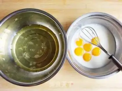 Make The crown chifeng cake step 1