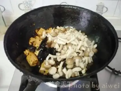 Make Shrimp sauce and tofu step 8