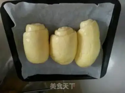 Make Cheese hand tore bread step 2
