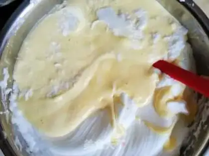 Make The crown chifeng cake step 6