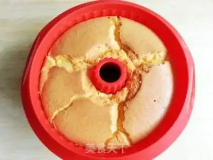 Make The crown chifeng cake step 8