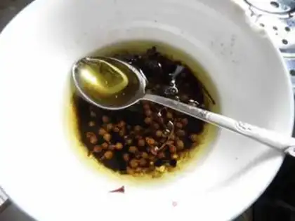 Make Red oil tofu skin step 6