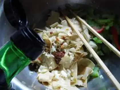 Make Red oil tofu skin step 7