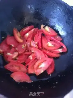 Make Tomato fried eggs step 4