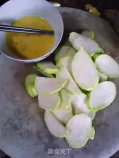 Make Smelt egg soup step 1
