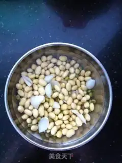 Make Green bean lilies step 2