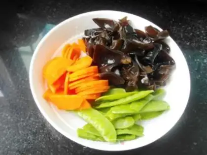 Make Dutch bean swipes step 4
