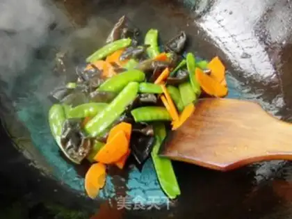Make Dutch bean swipes step 6