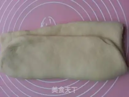 Make Danish red bean toast step 4