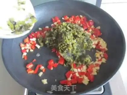Make Snow pickles, beans step 4