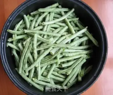 Make Roasted sugar beans step 1