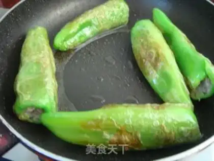 Make Scrambled tiger pepper step 4