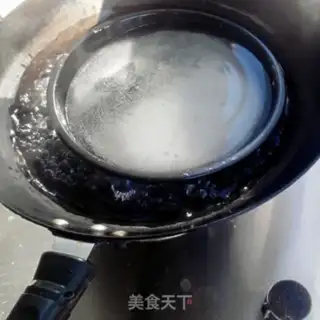 Make Homemade powder skin step 2