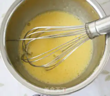 Make Onion noodles step 1