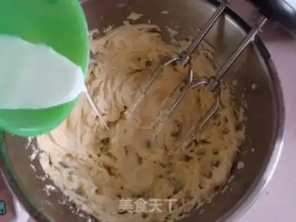 Make Football burger step 3