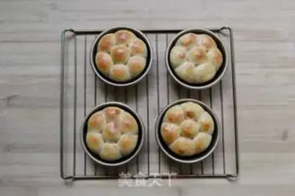 Make Football burger step 10