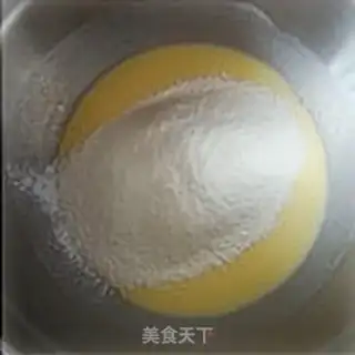 Make Blueberry yogurt cake step 1