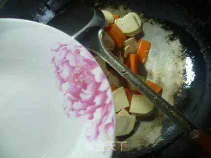 Make Carrot and chicken step 6