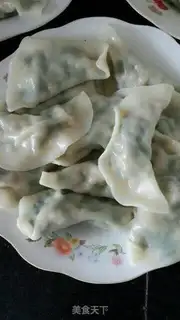 Make Three fresh dumplings step 4