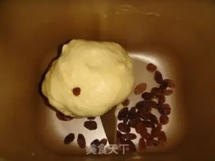 Make raisin bread step 4