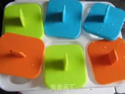 Make Mango milk popsicle step 0